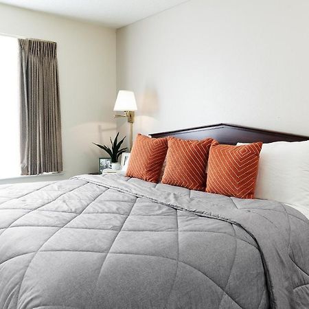 Intown Suites Extended Stay Chicago Il - Oakbrook Villa Park Kültér fotó